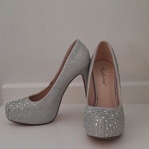 Fabulicious heels size 10